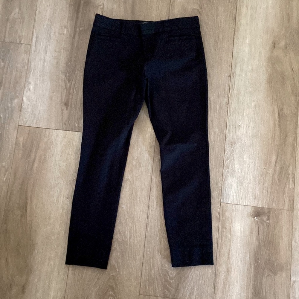 Banana Republic size 2, Sloan fit pants